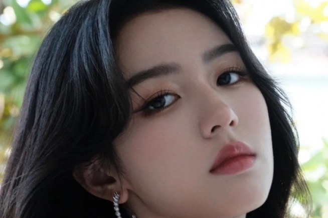 周也 你真的很会选妆面